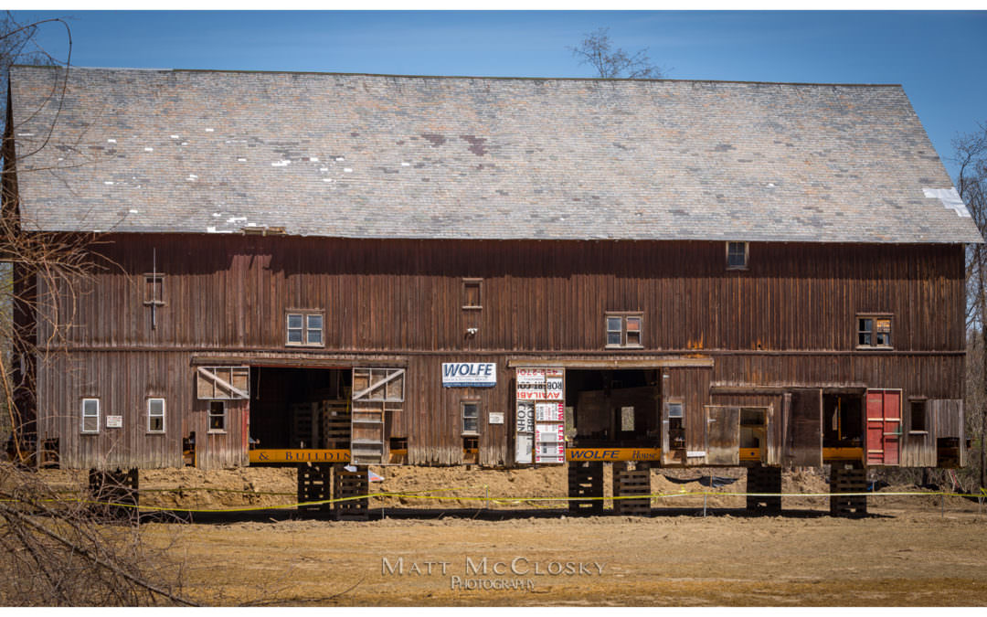 Historic Barn Moved – New Scotland New York
