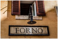 L'Antico Forno di Fontana Trevi Delicatessen Rome, Italy L'Antico Forno di Fontana Trevi Delicatessen Rome, Italy